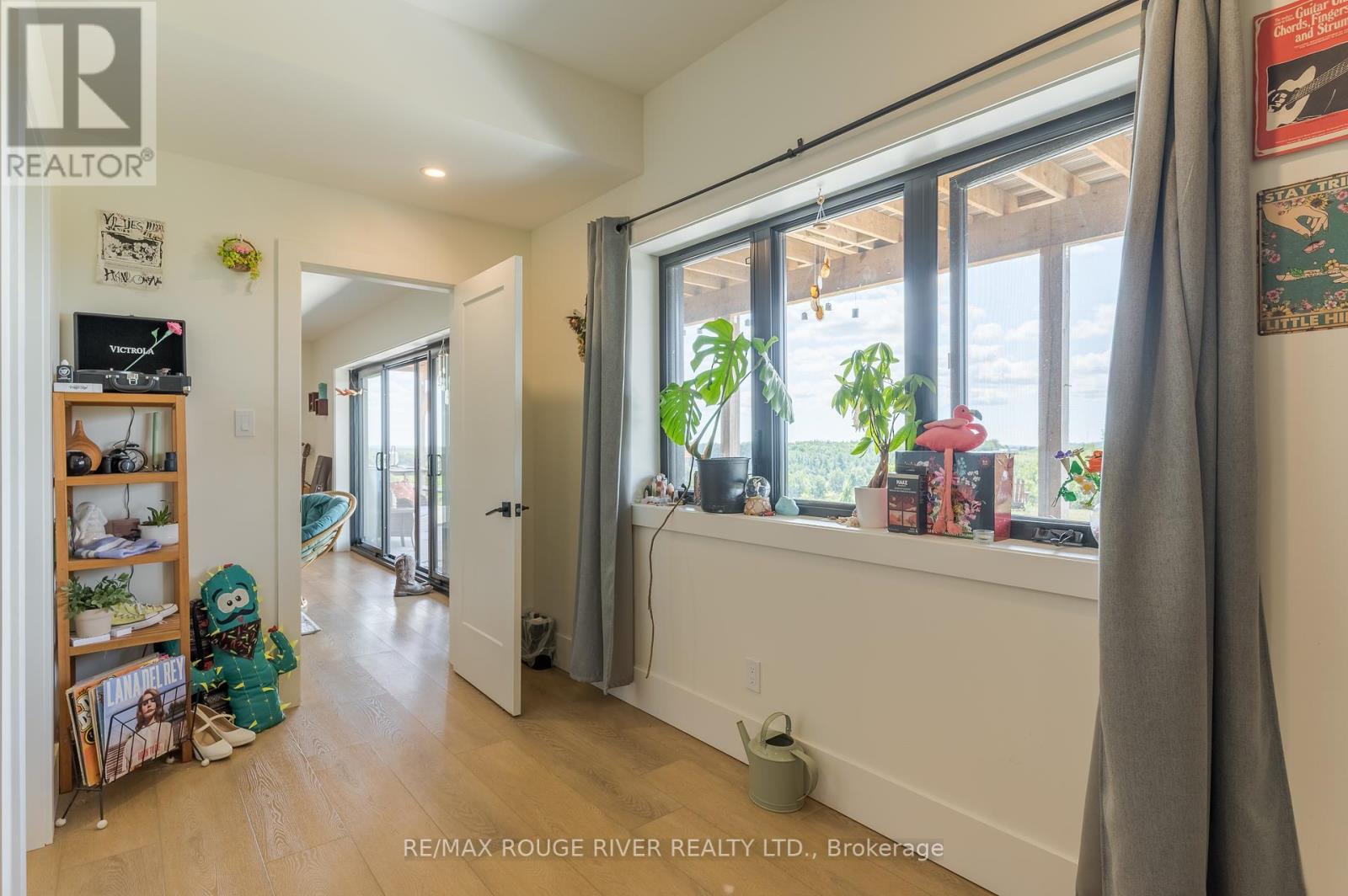 Photo 42 of 22 Lockhart Court, Trent Hills ON