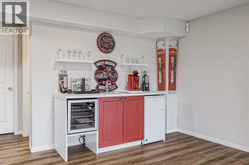 Photo 18 of 225 Kingsmere Cove Se, Airdrie AB
