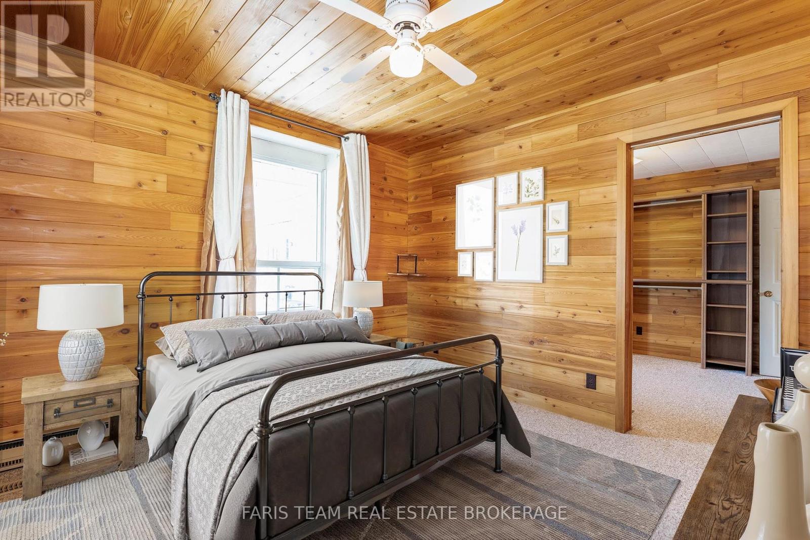 Photo 12 of 346 Lafontaine Road W, Tiny ON