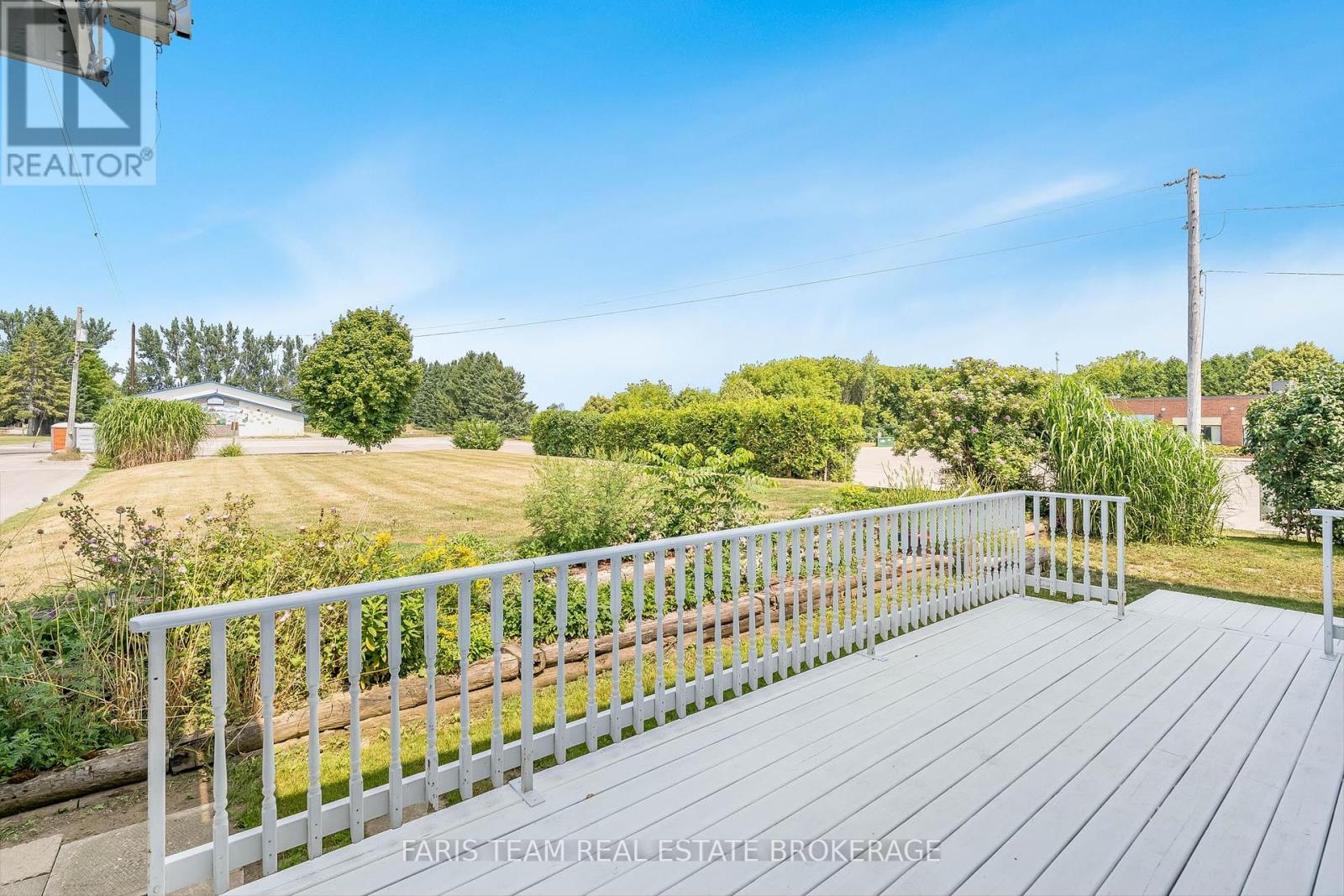 Photo 31 of 346 Lafontaine Road W, Tiny ON