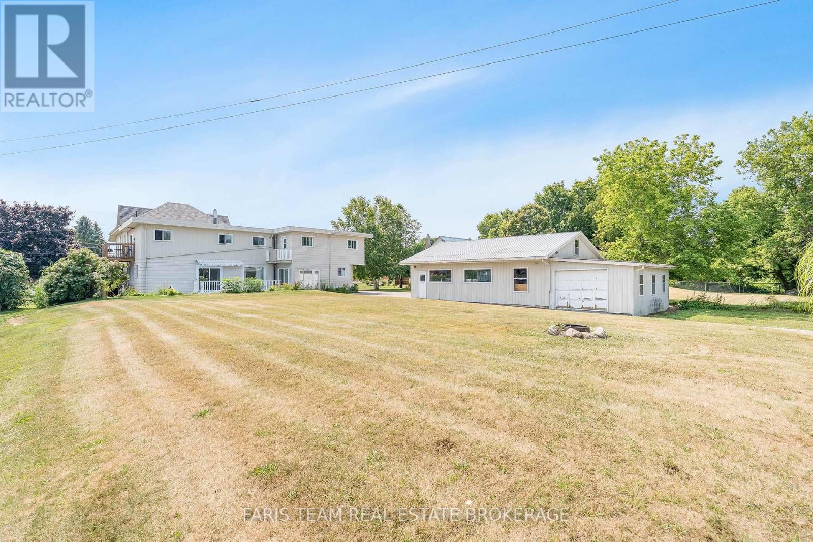 Photo 32 of 346 Lafontaine Road W, Tiny ON