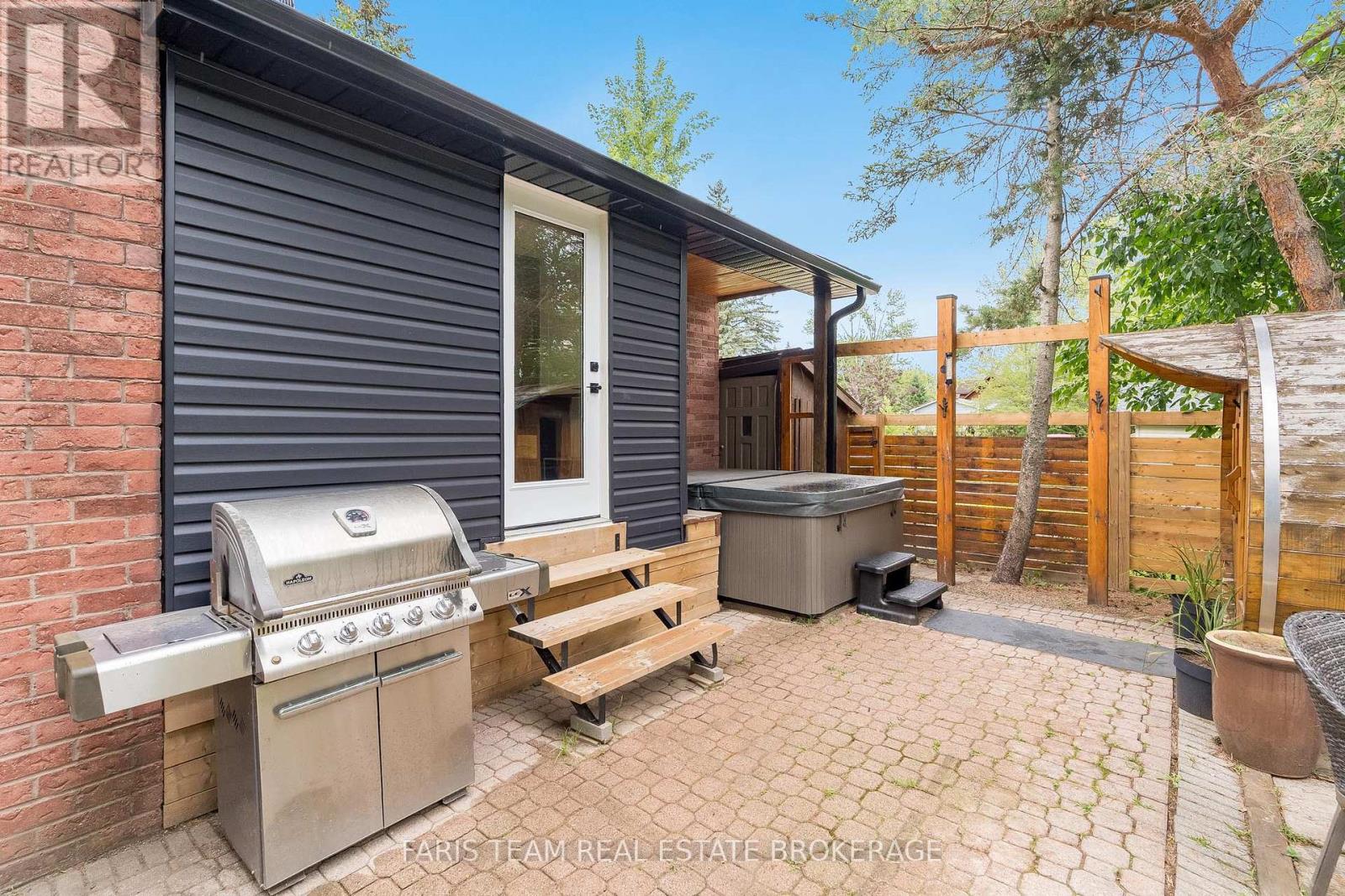 Photo 26 of 2668 Westshore Crescent, Severn ON