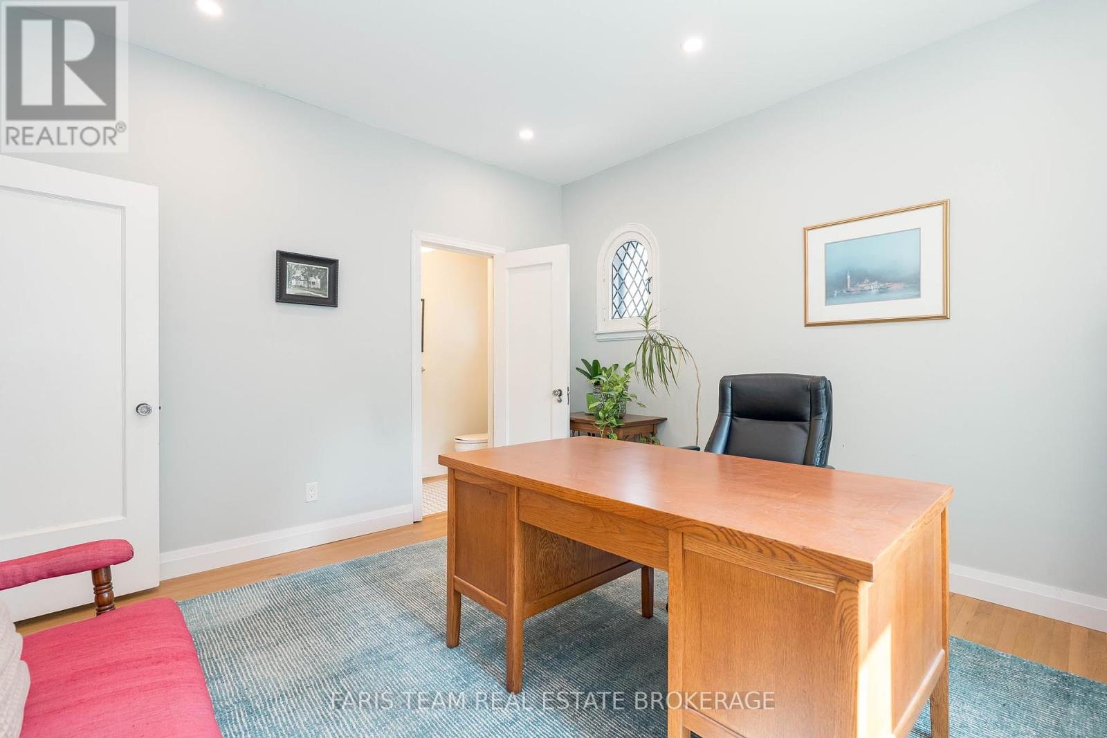 Photo 18 of 44 Tecumseth Street, Orillia ON