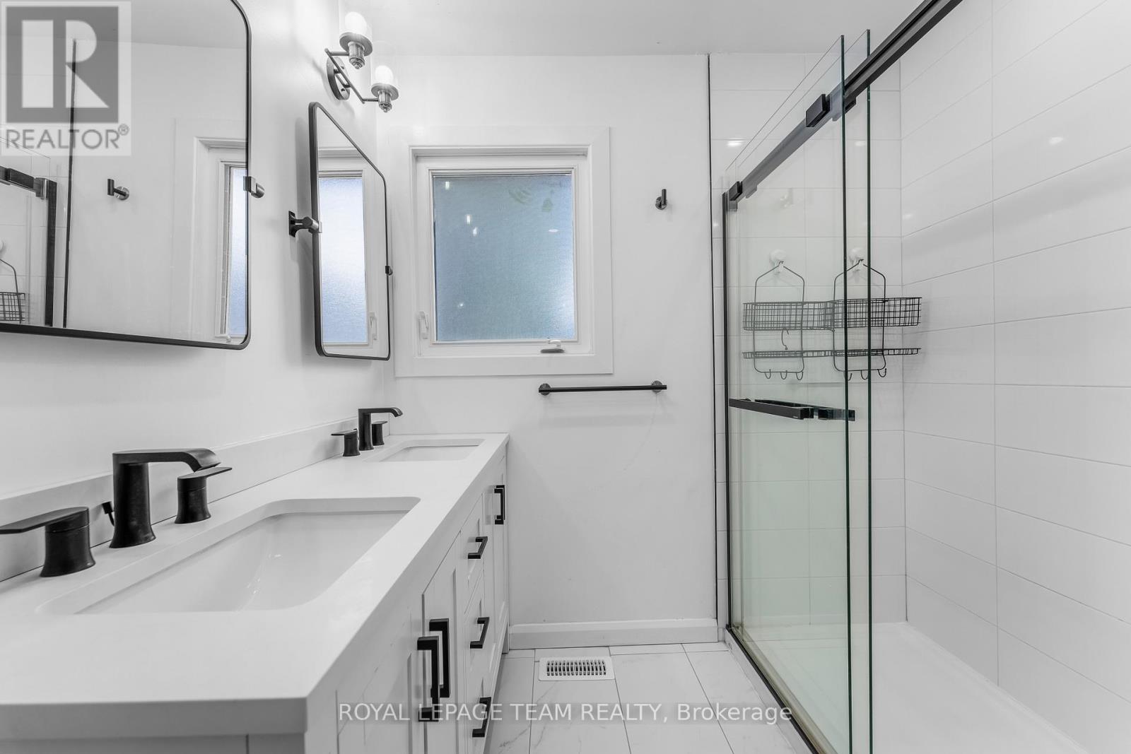 Photo 11 of 15 3691 Albion Road, Ottawa ON