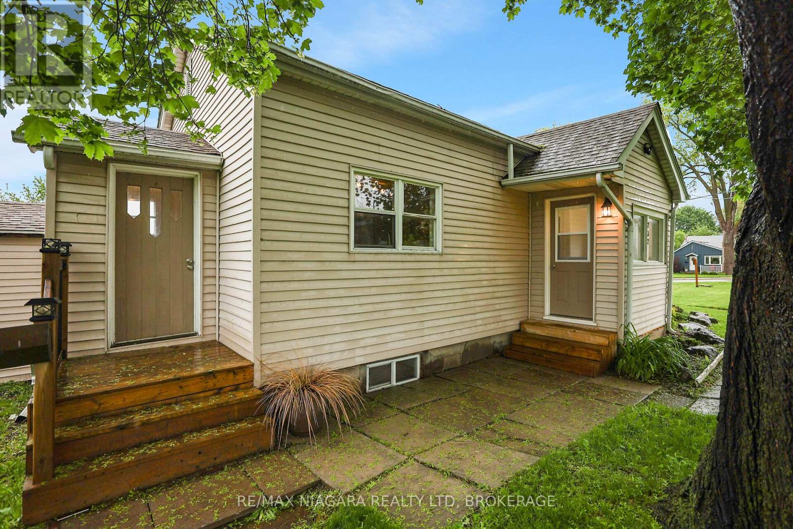 Photo 18 of 232 Merritt Street, St Catharines ON