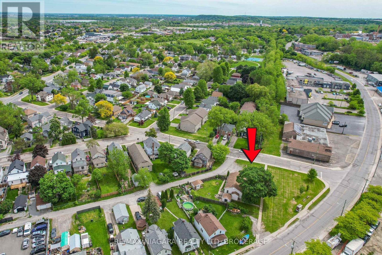 Photo 9 of 232 Merritt Street, St Catharines ON