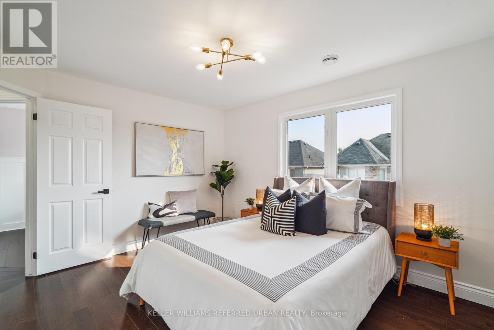 Photo 12 of 356 Tonelli Lane, Milton ON