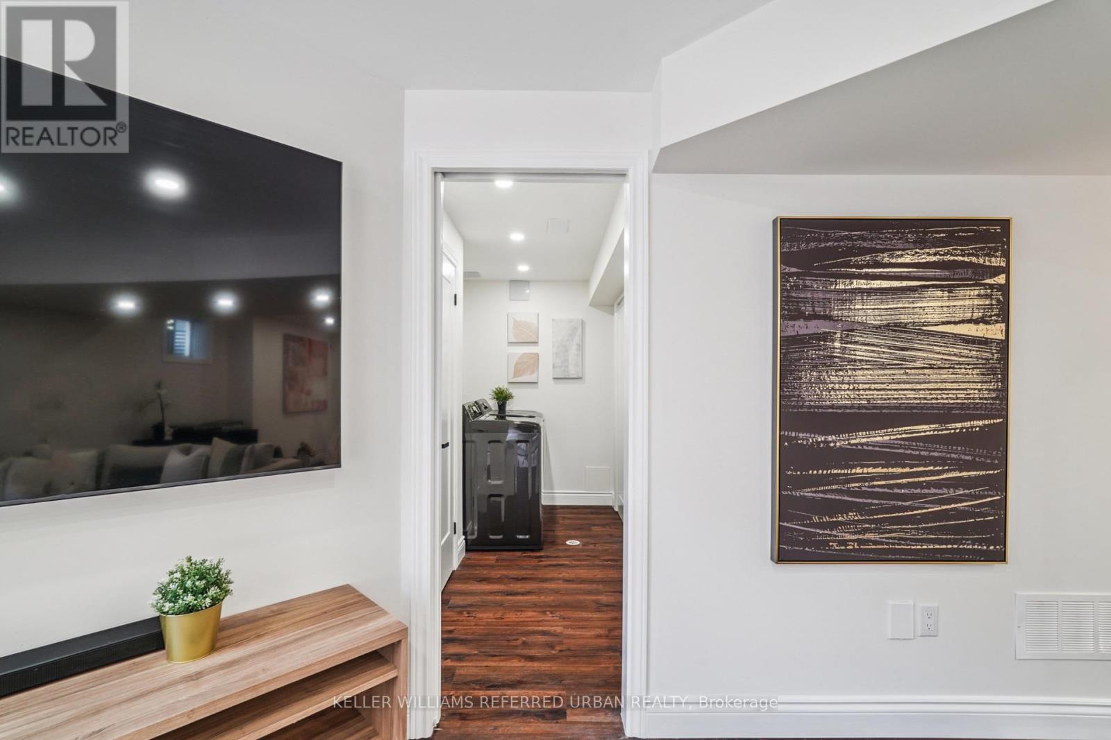 Photo 26 of 356 Tonelli Lane, Milton ON