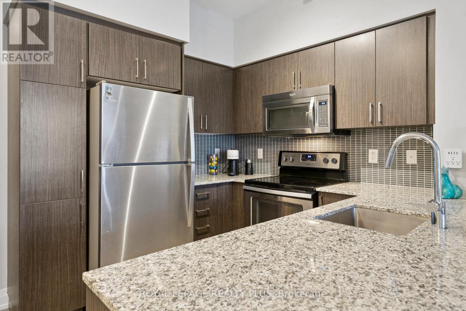 Photo 4 of 406 65 Speers Road, Oakville ON