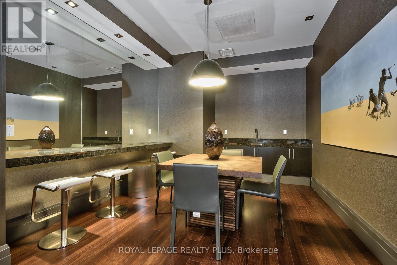 Photo 43 of 406 65 Speers Road, Oakville ON