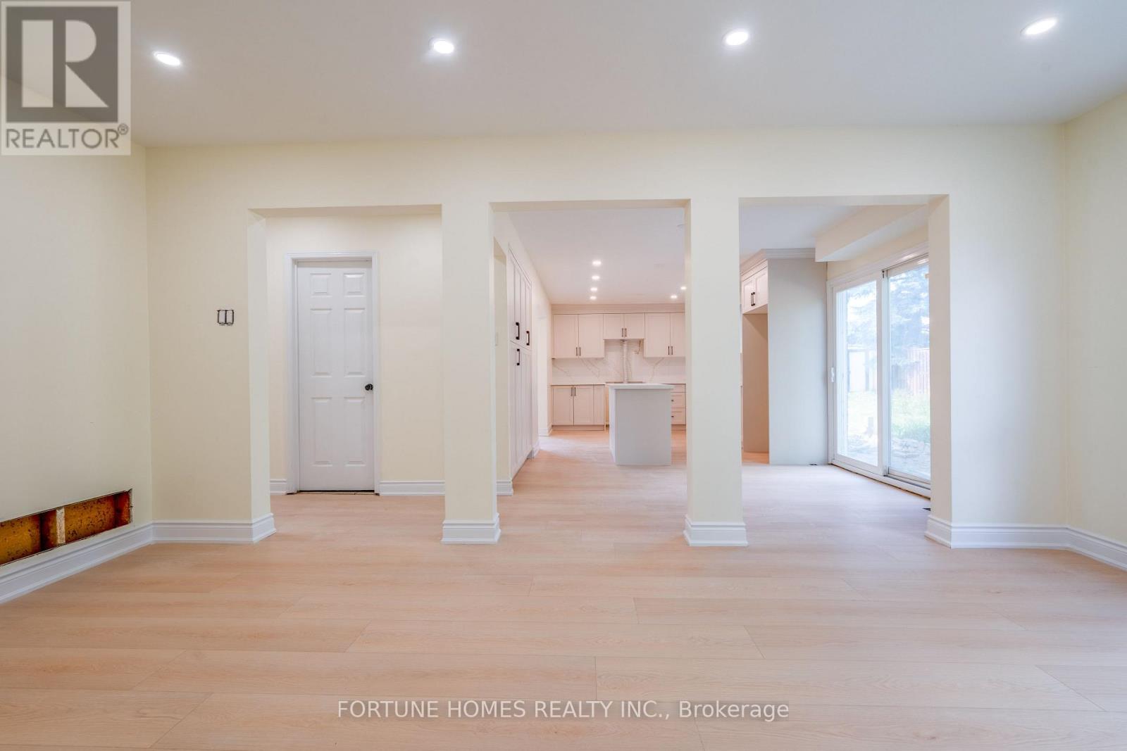Single Family House for Sale in  NASMITH STREET Brampton (Westgate) 