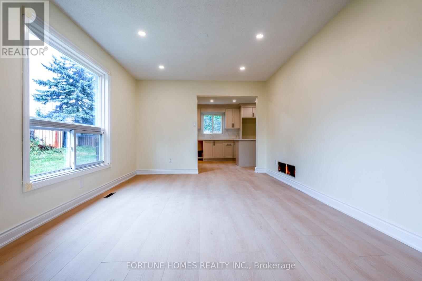 Single Family House for Sale in  NASMITH STREET Brampton (Westgate) 