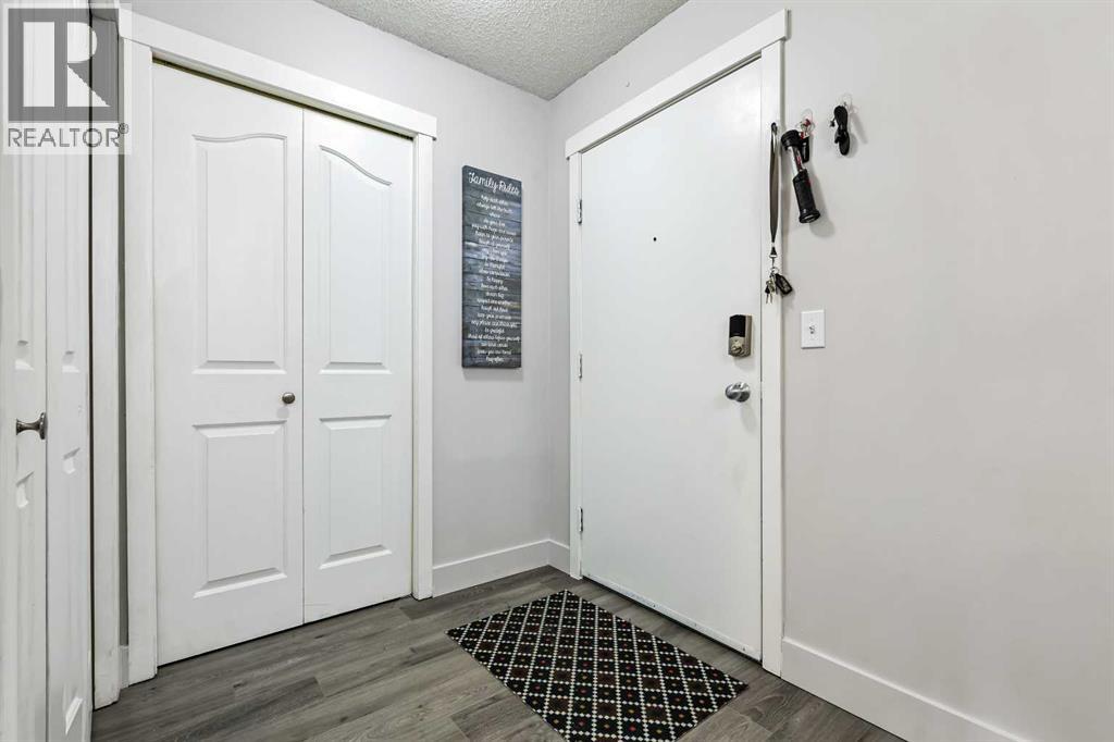 Single Family House for Sale in   Somervale Court SW Somerset Calgary 