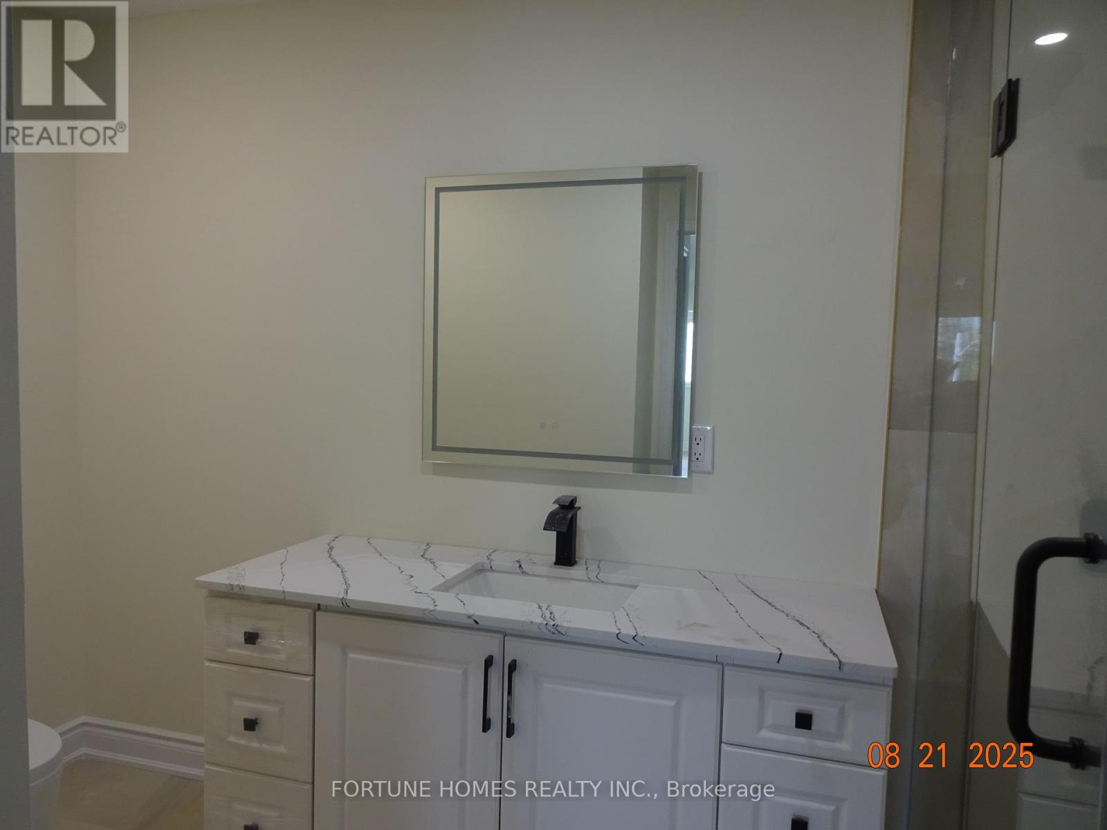 Single Family House for Sale in  NASMITH STREET Brampton (Westgate) 