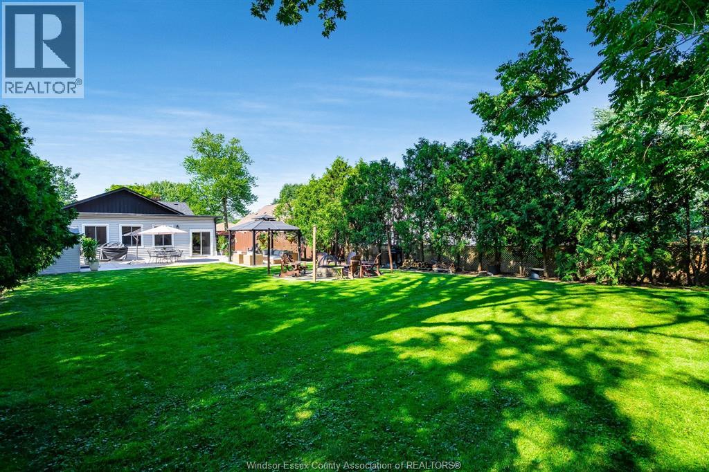 Photo 10 of 533 Morand Street, Windsor ON