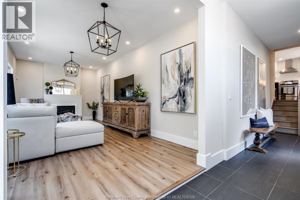 Photo 11 of 533 Morand Street, Windsor ON