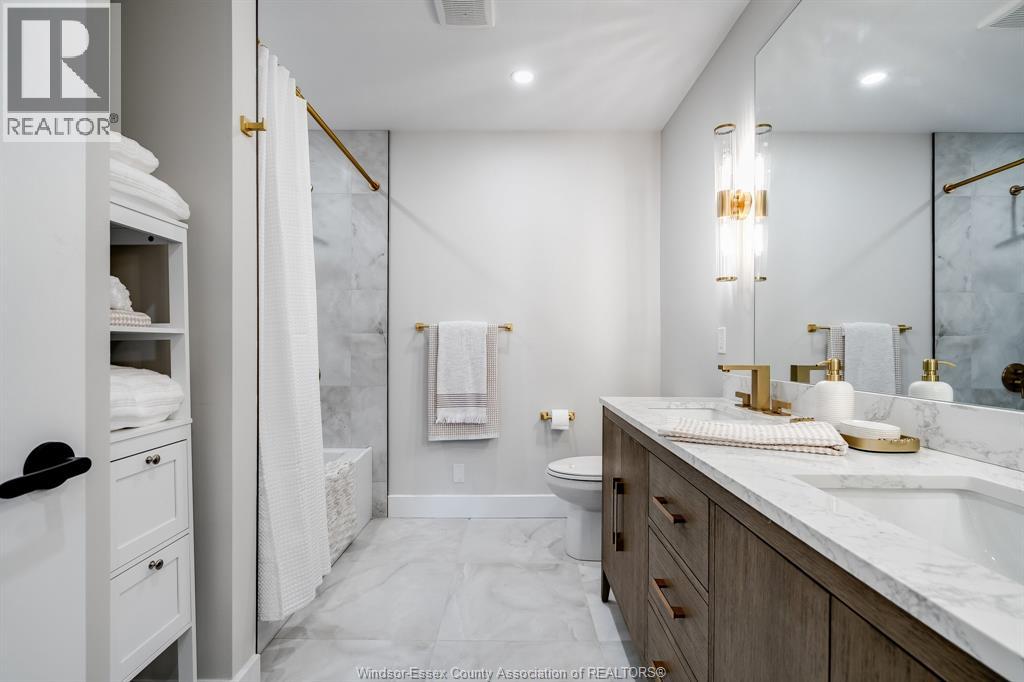 Photo 29 of 533 Morand Street, Windsor ON