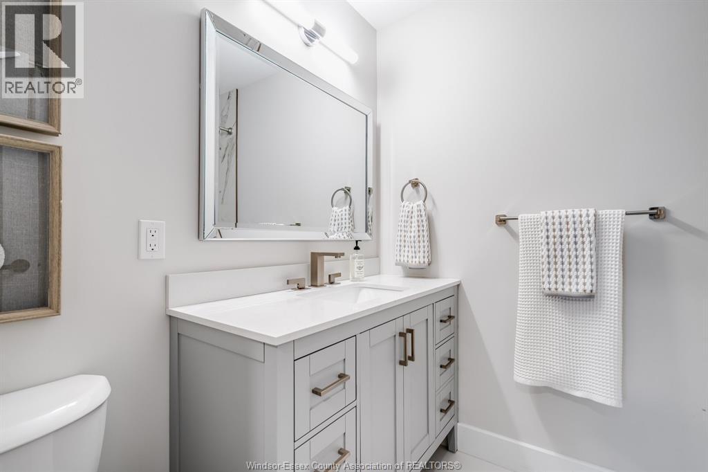 Photo 35 of 533 Morand Street, Windsor ON