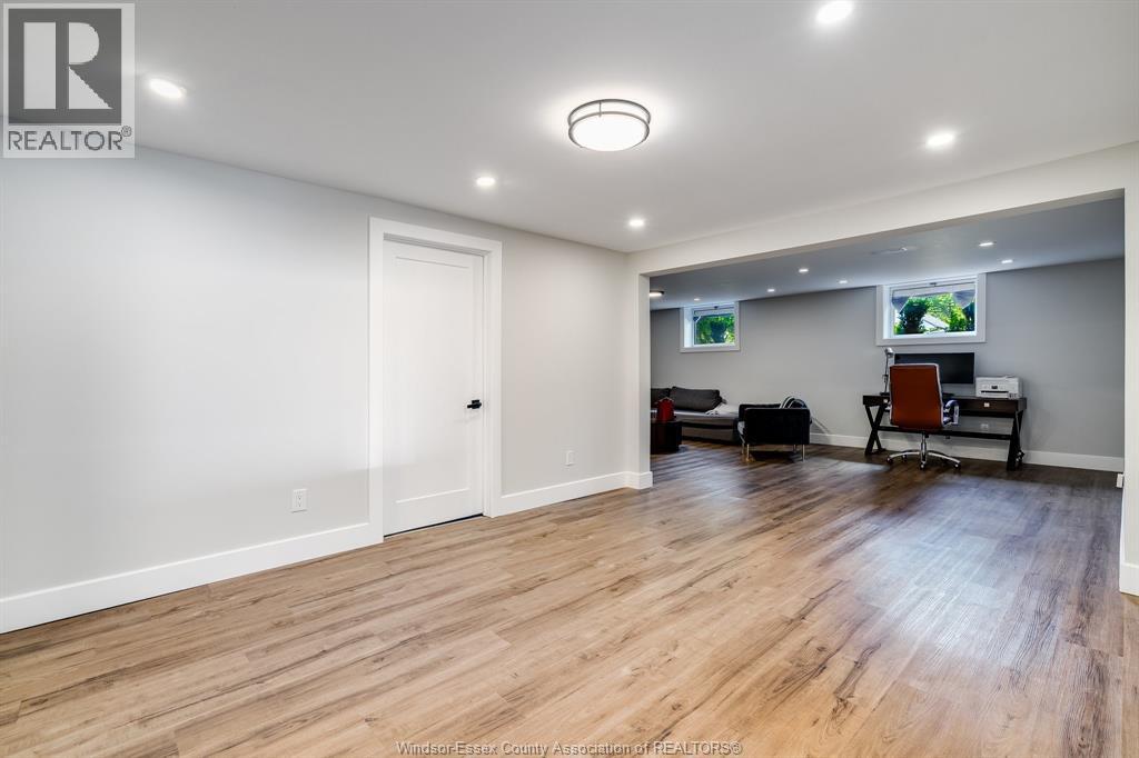 Photo 40 of 533 Morand Street, Windsor ON