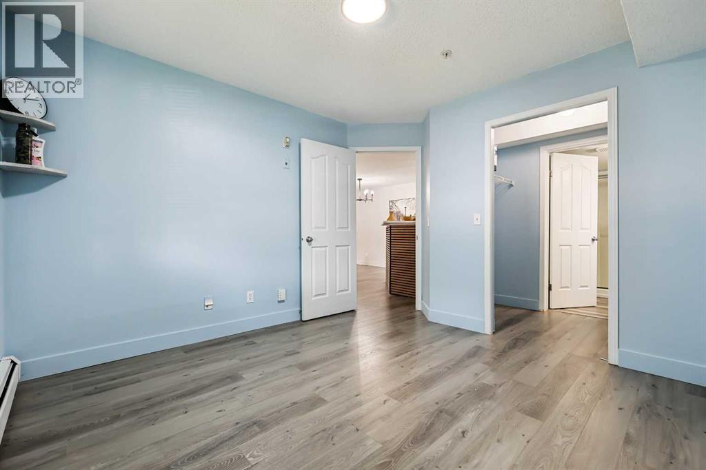 Single Family House for Sale in   Somervale Court SW Somerset Calgary 