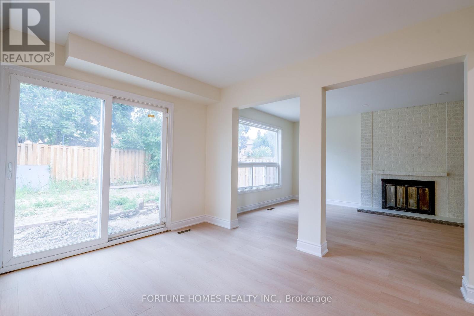 Single Family House for Sale in  NASMITH STREET Brampton (Westgate) 