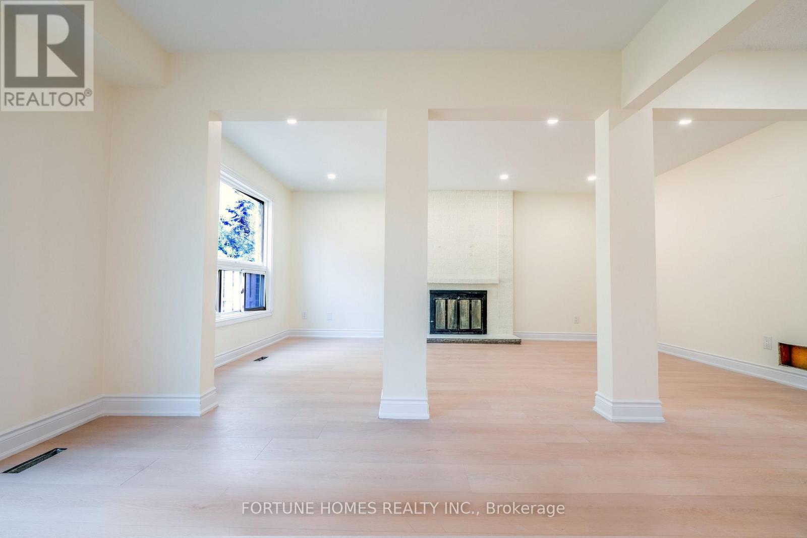 Single Family House for Sale in  NASMITH STREET Brampton (Westgate) 
