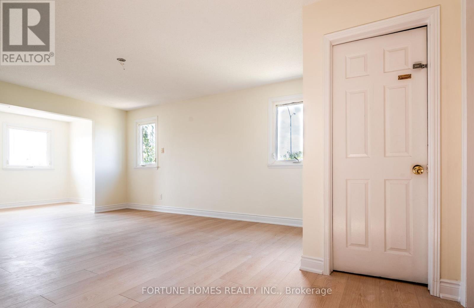 Single Family House for Sale in  NASMITH STREET Brampton (Westgate) 
