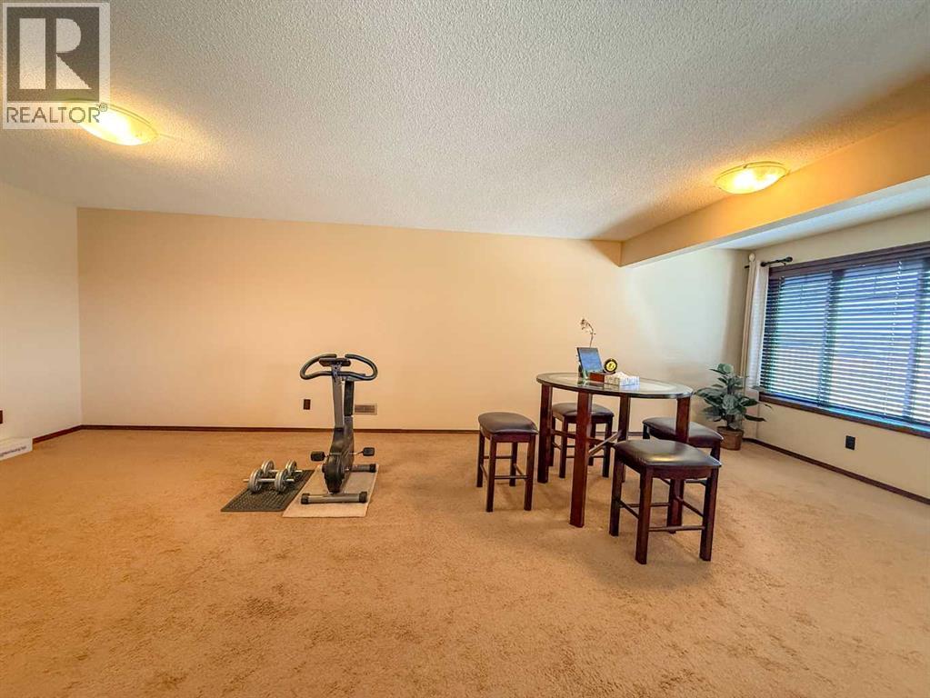 Single Family House for Sale in  Chaparral Valley Drive SE Chaparral Calgary 