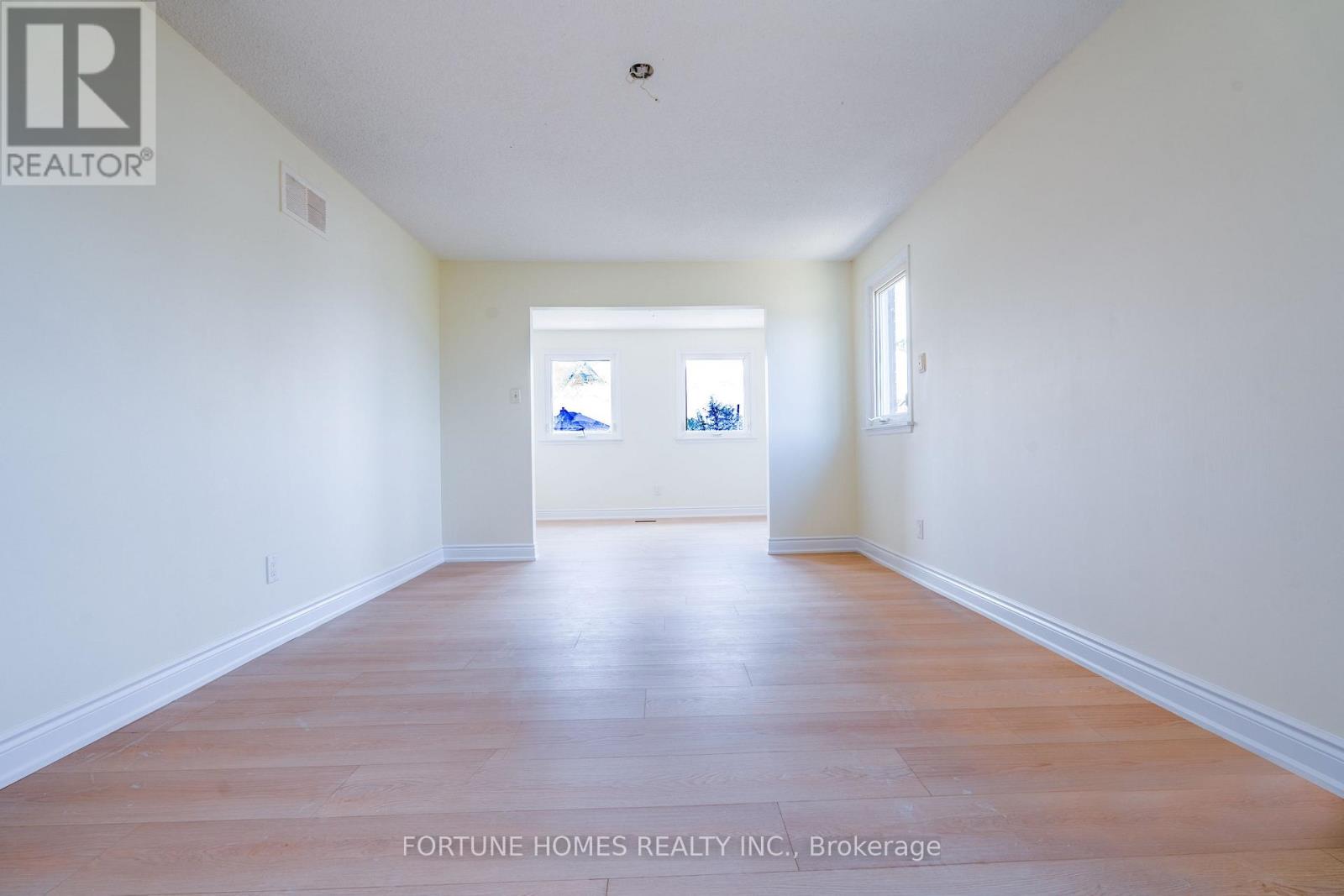 Single Family House for Sale in  NASMITH STREET Brampton (Westgate) 