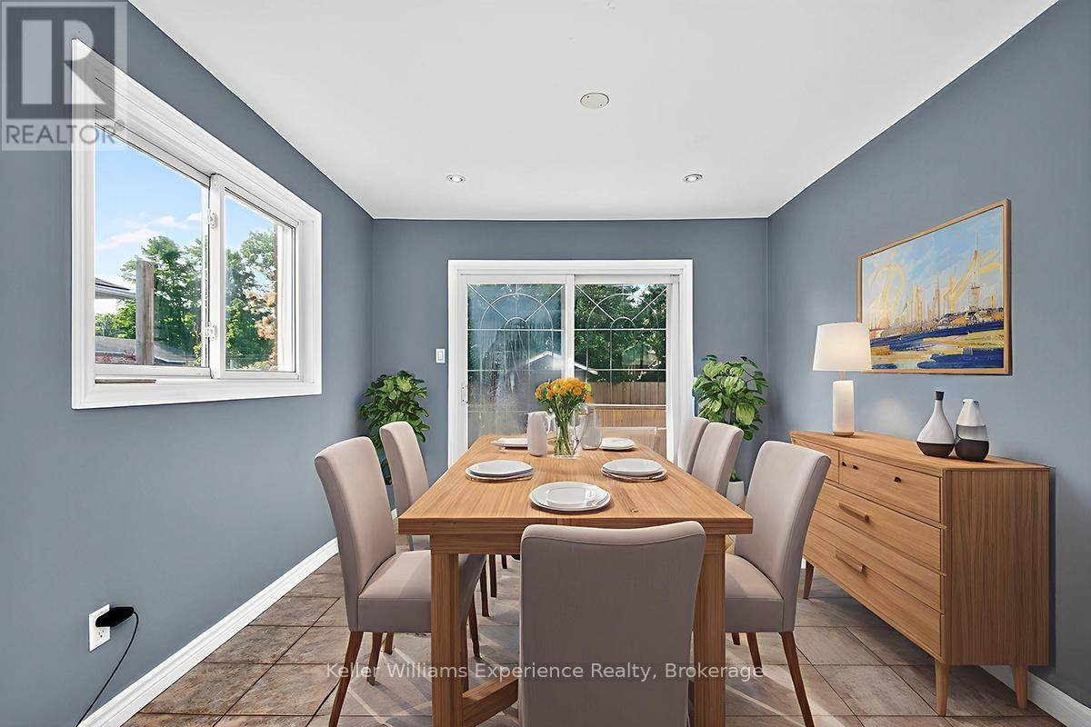 Photo 10 of 26 Richelieu Street, Penetanguishene ON
