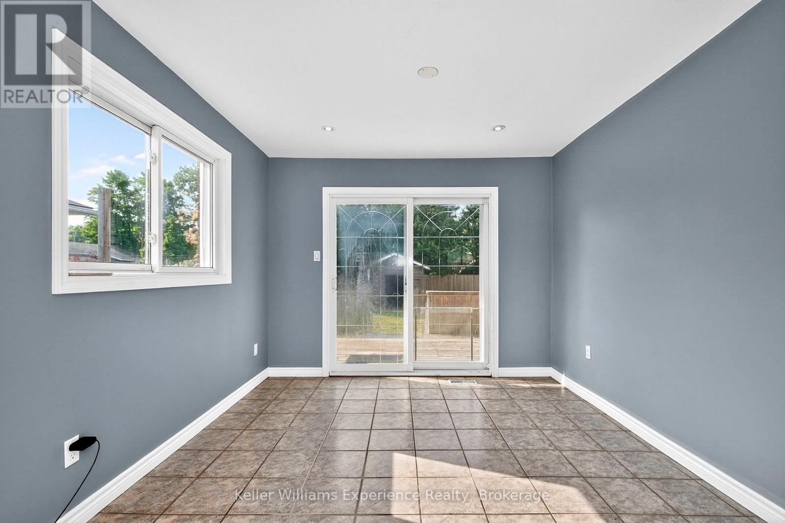 Photo 11 of 26 Richelieu Street, Penetanguishene ON