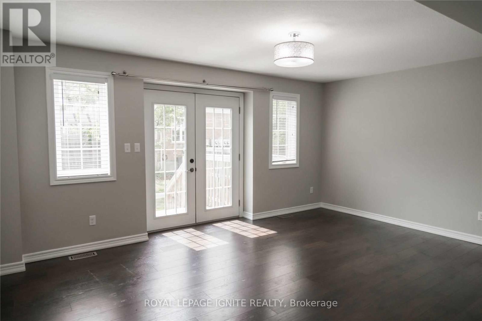 Photo 6 of 36 B 15 Carere Crescent, Guelph ON
