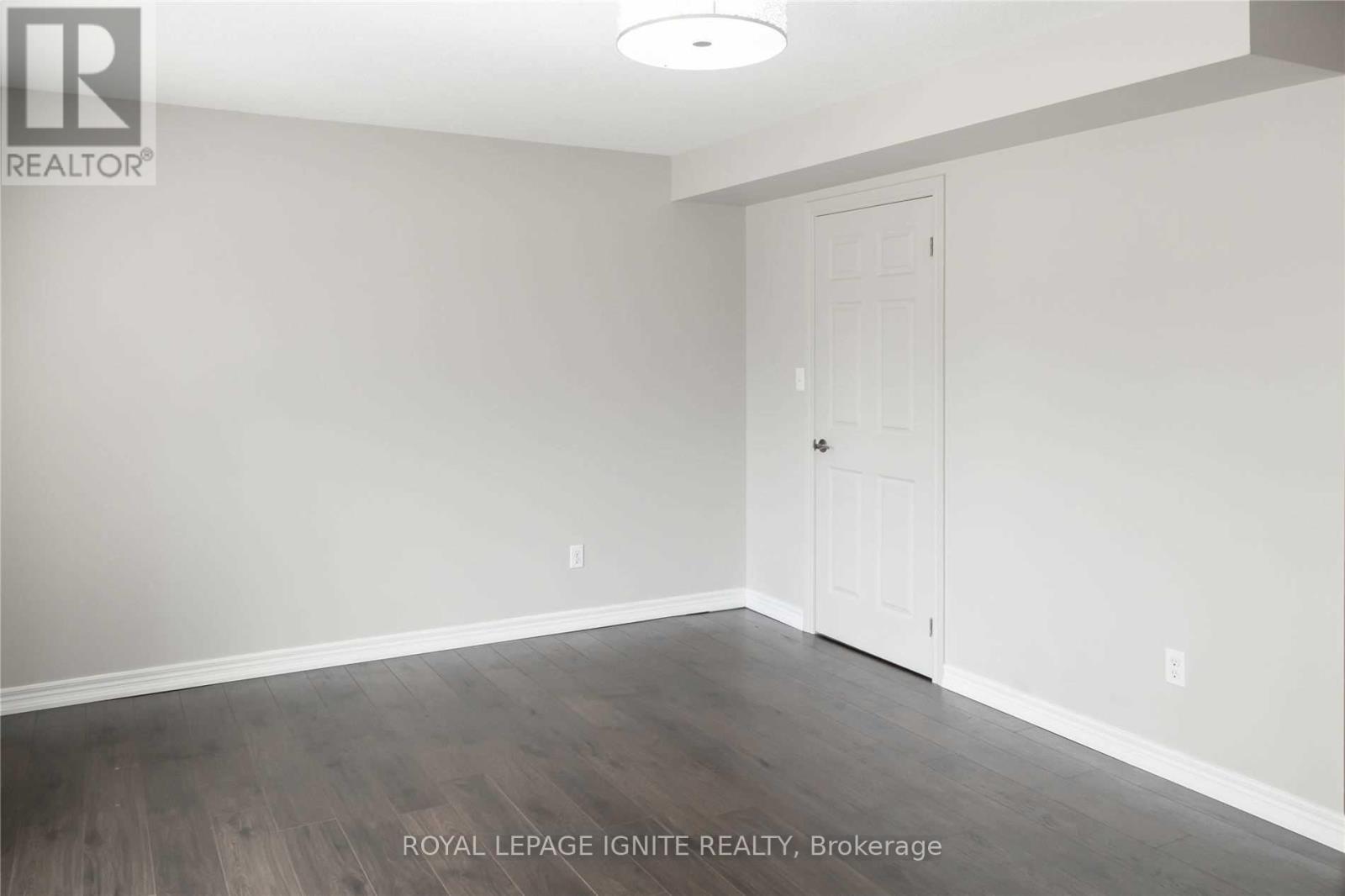 Photo 7 of 36 B 15 Carere Crescent, Guelph ON