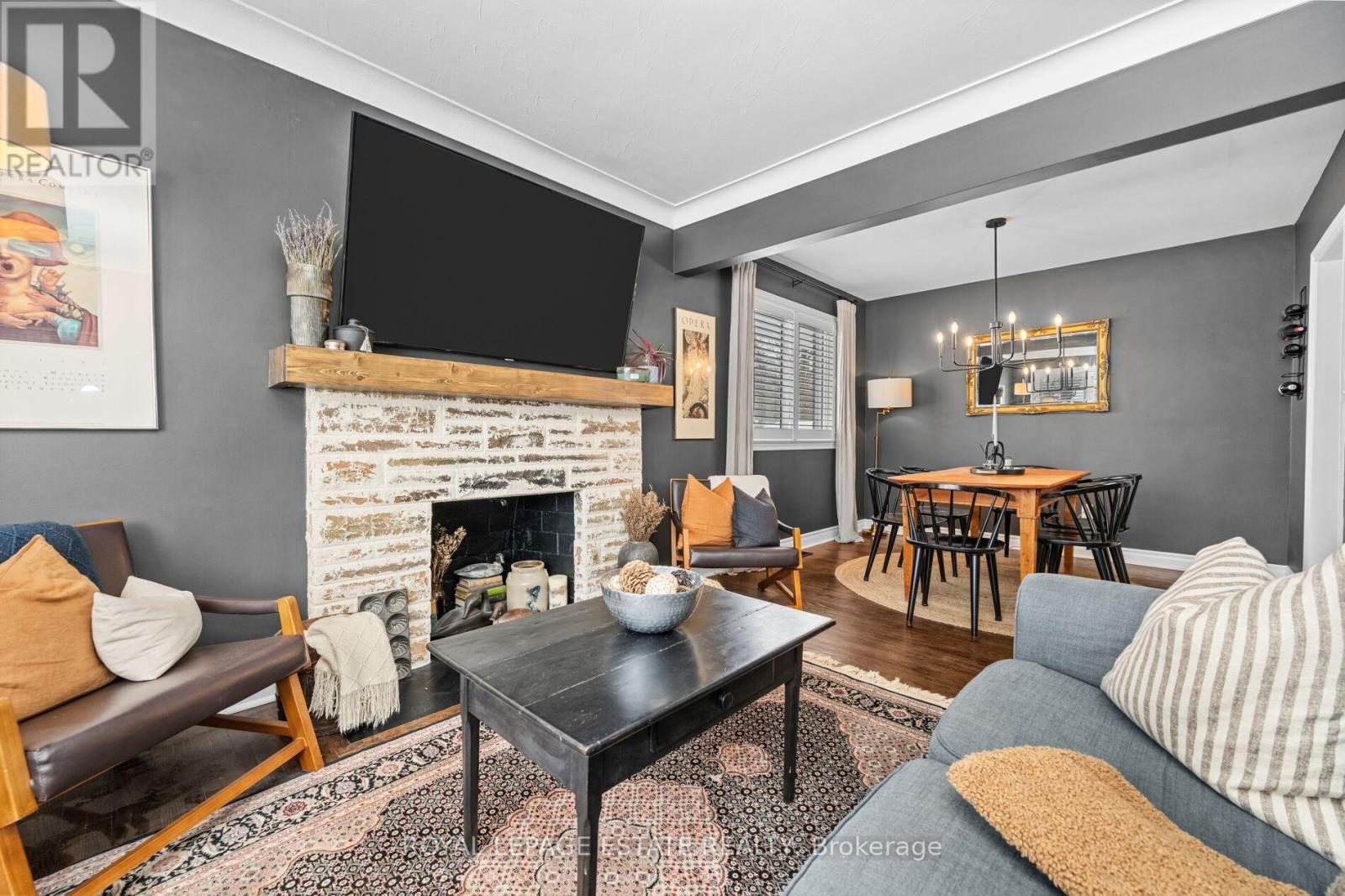 Photo 7 of 111 Leitch Drive, Grimsby ON
