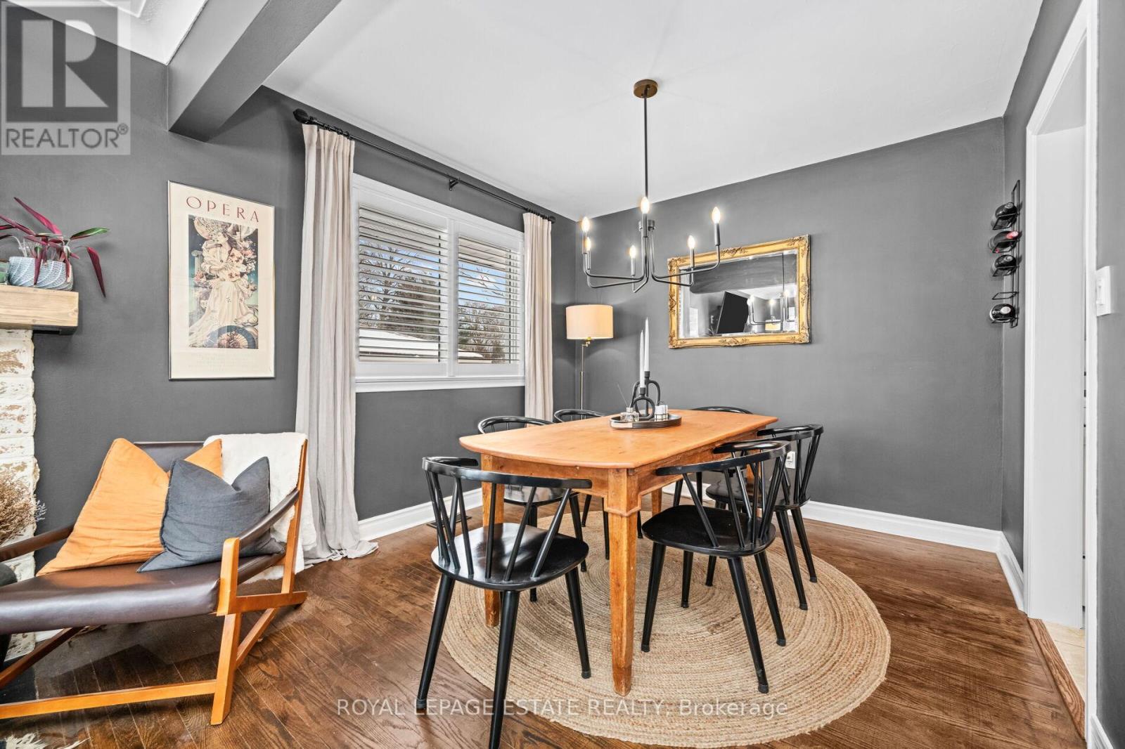 Photo 8 of 111 Leitch Drive, Grimsby ON