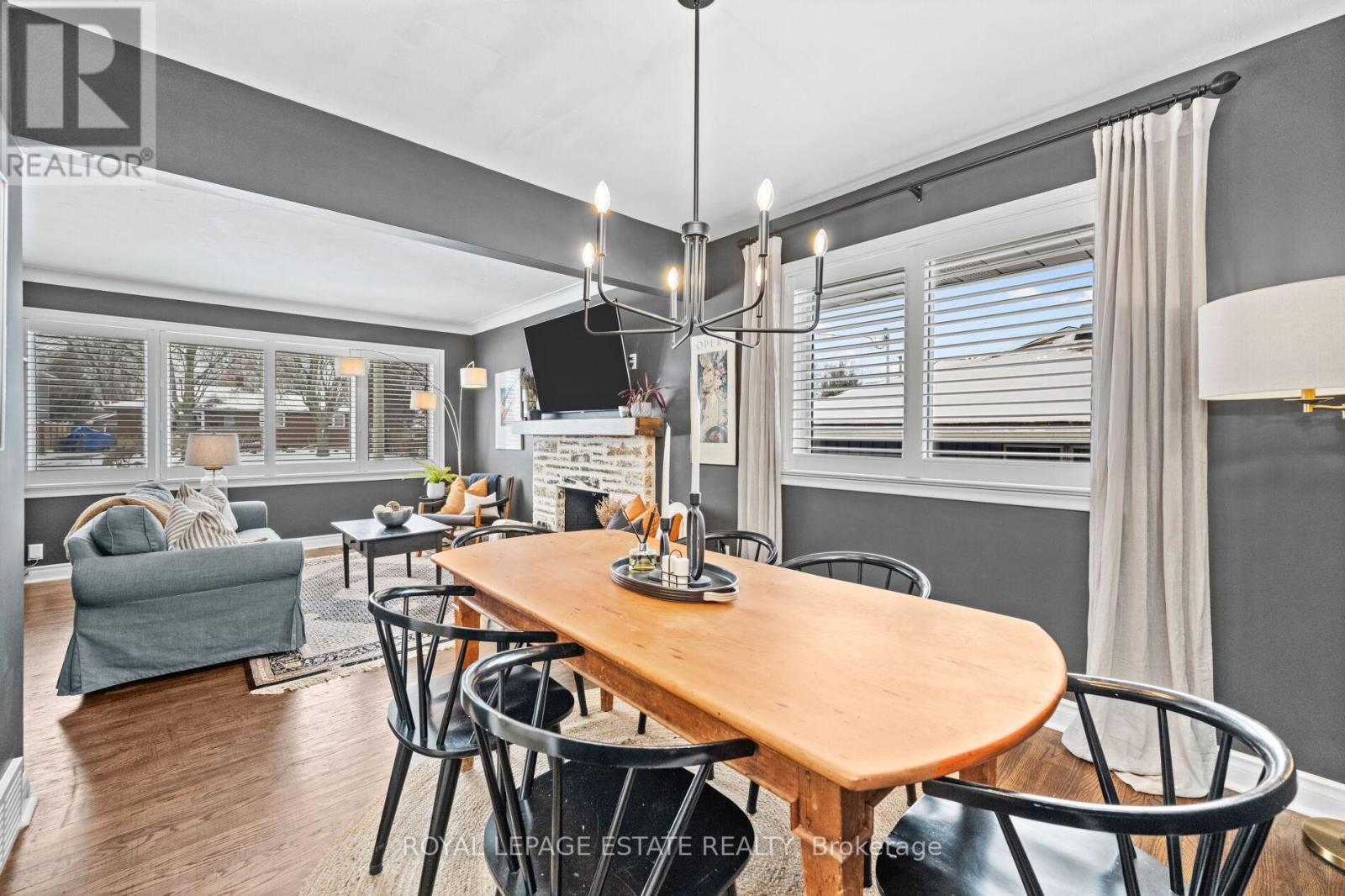 Photo 9 of 111 Leitch Drive, Grimsby ON