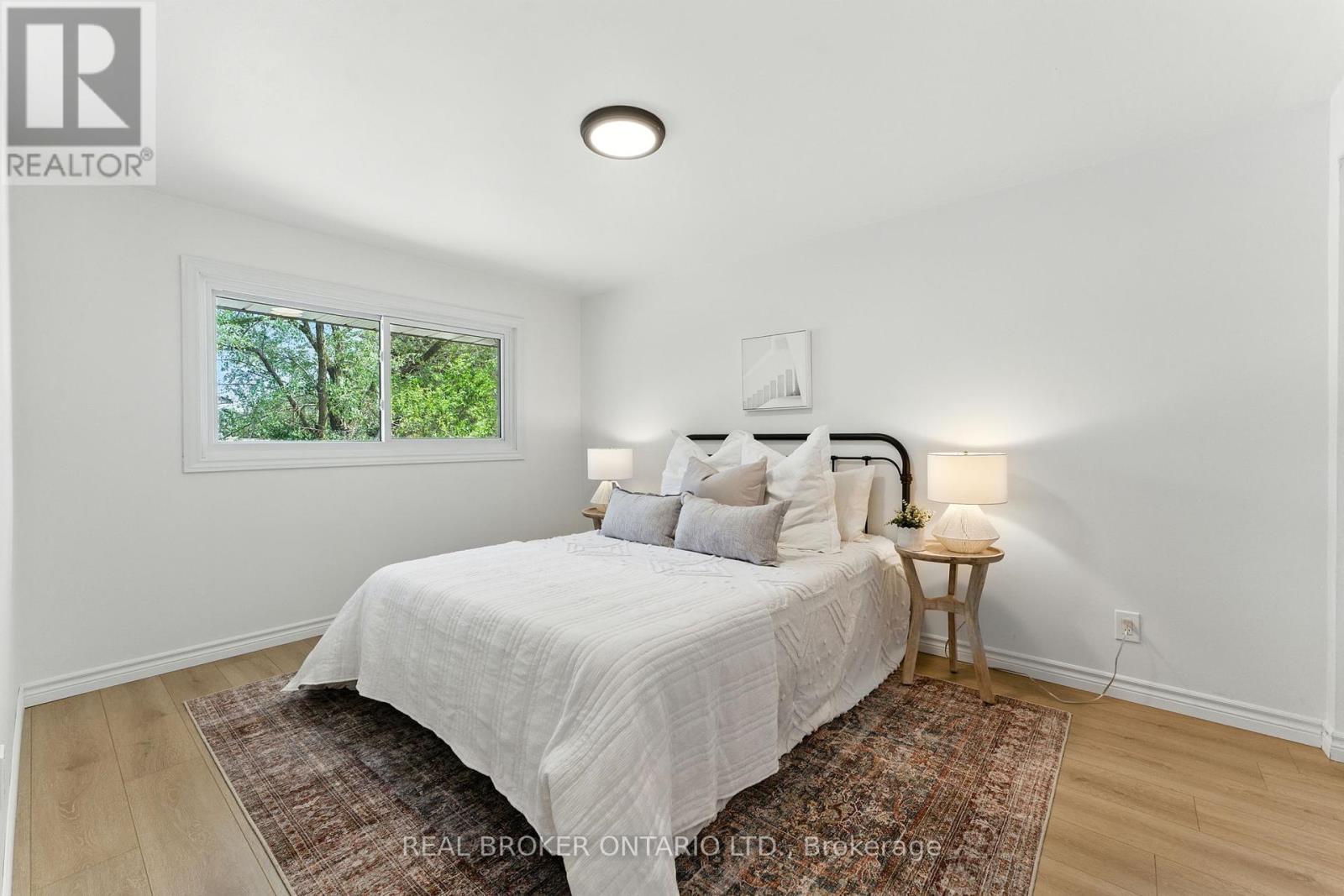 Photo 18 of 54 Gail Street, Cambridge ON