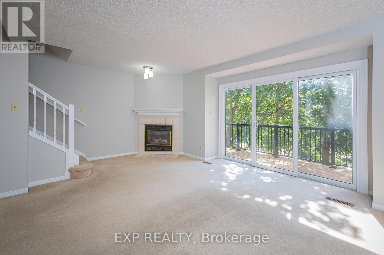 Photo 10 of 8 250 Keats Way, Waterloo ON