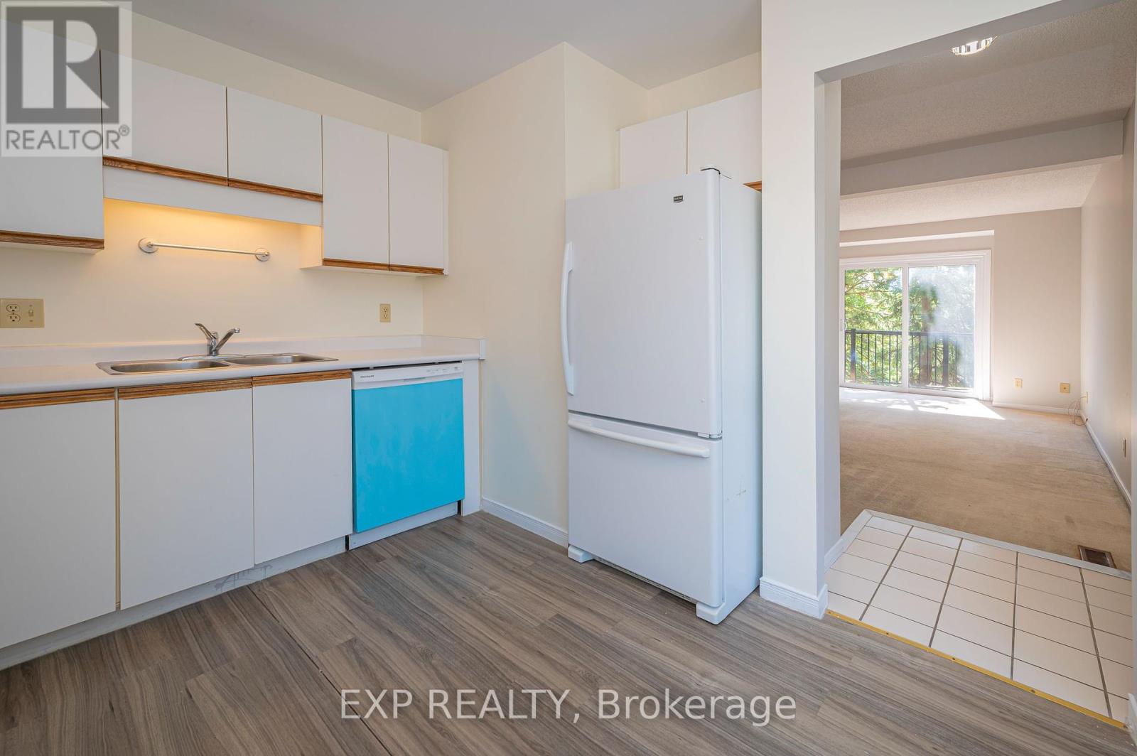Photo 16 of 8 250 Keats Way, Waterloo ON