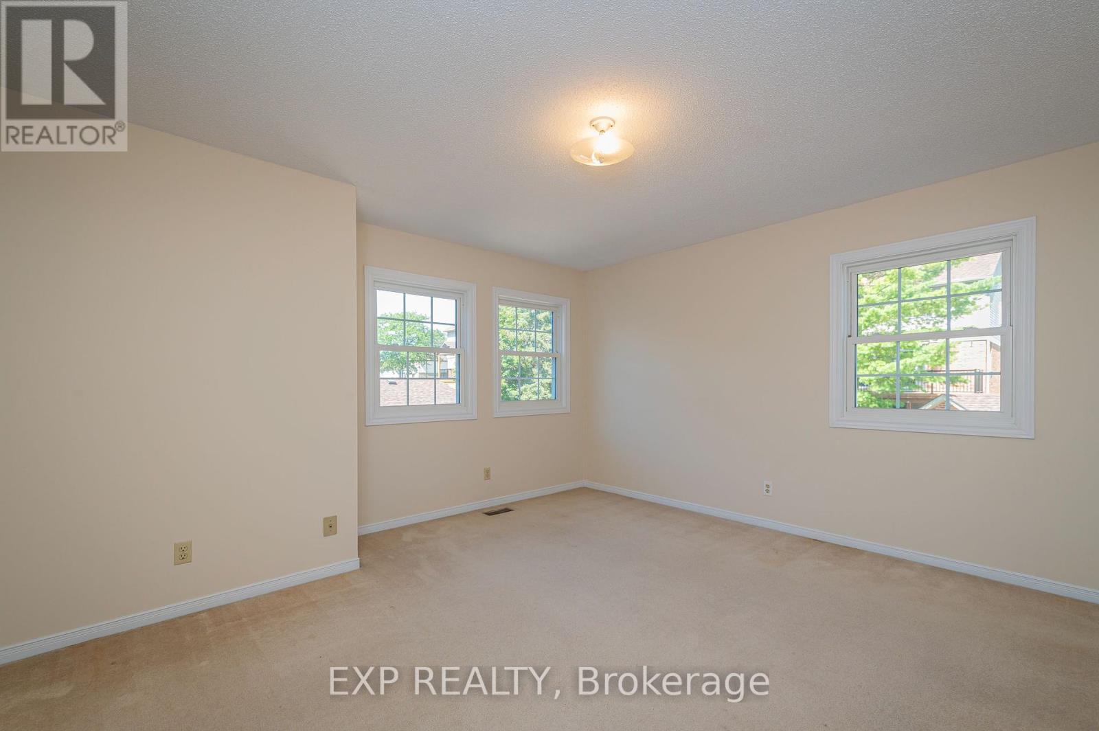 Photo 21 of 8 250 Keats Way, Waterloo ON