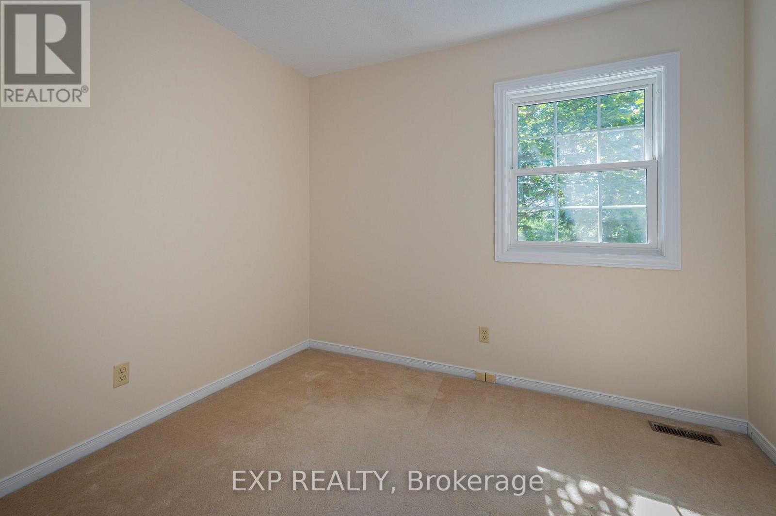 Photo 27 of 8 250 Keats Way, Waterloo ON