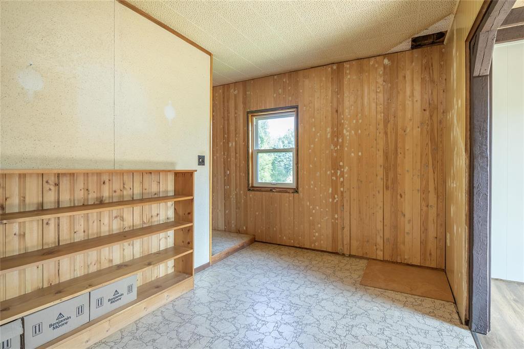 Photo 31 of 7098 64 E Road, Piney Rm MB