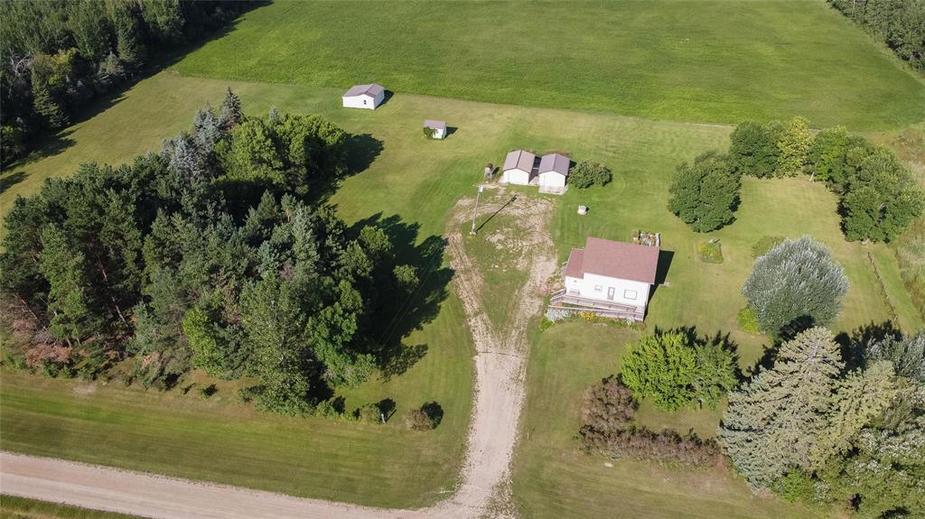 Photo 12 of 7098 64 E Road, Piney Rm MB