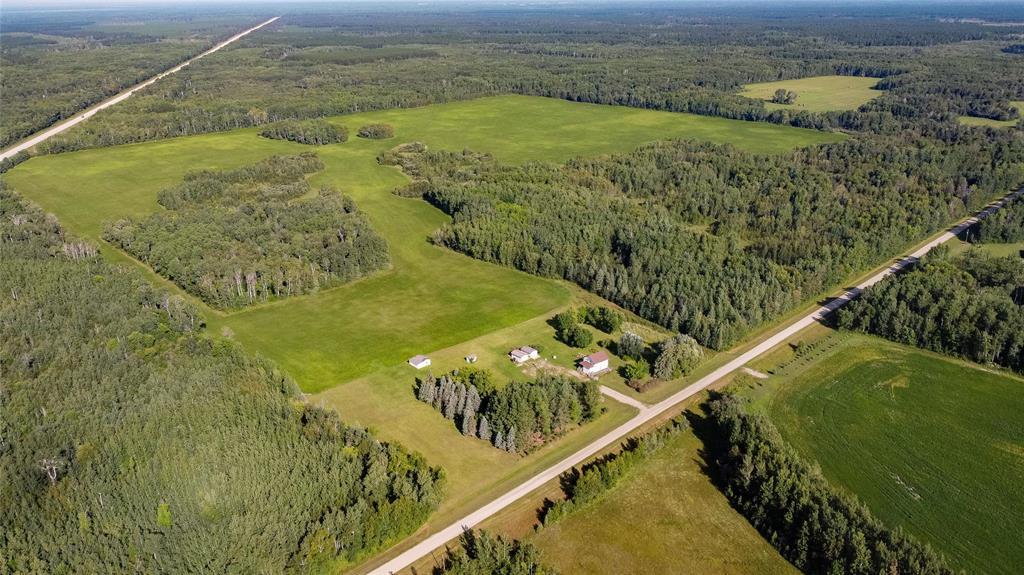 Photo 13 of 7098 64 E Road, Piney Rm MB