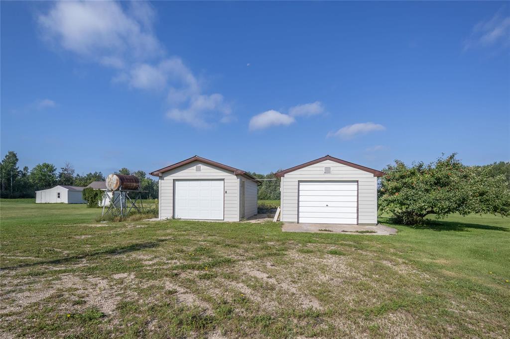 Photo 11 of 7098 64 E Road, Piney Rm MB