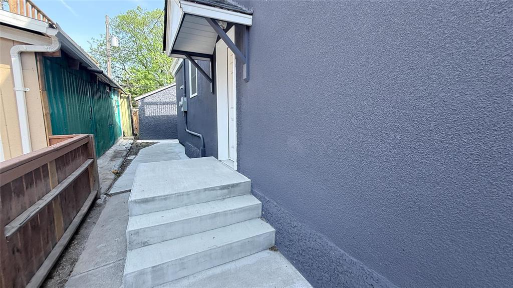 Photo 48 of 587 Langside Street, Winnipeg MB