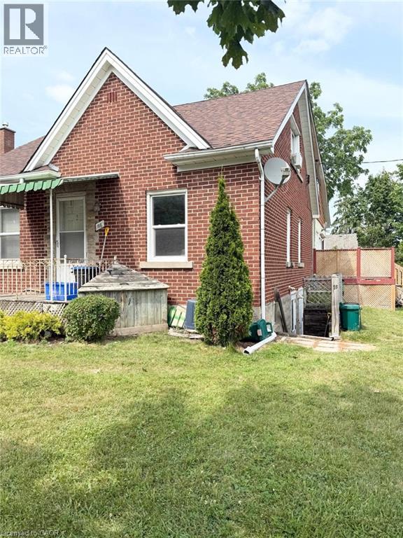 Photo 2 of 56 Lilac Street Unit 1 B, Kitchener ON