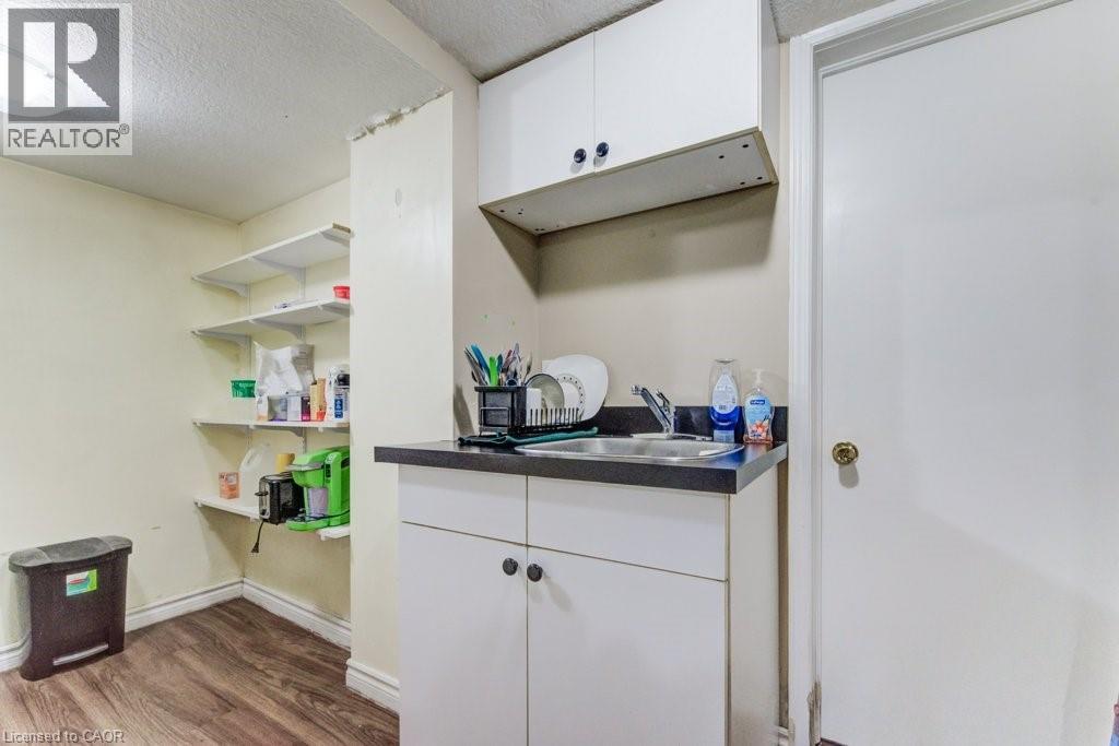 Photo 8 of 56 Lilac Street Unit 1 B, Kitchener ON
