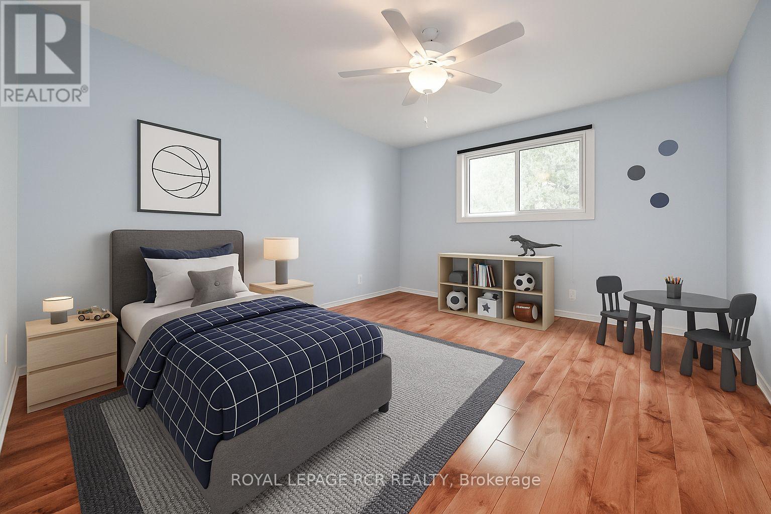 Photo 10 of 442 Britannia Avenue, Bradford West Gwillimbury ON