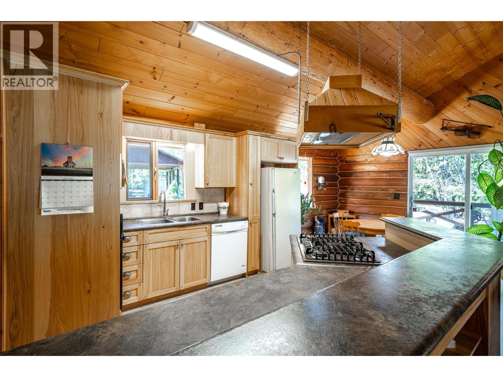 1474 6 Highway, Cherryville